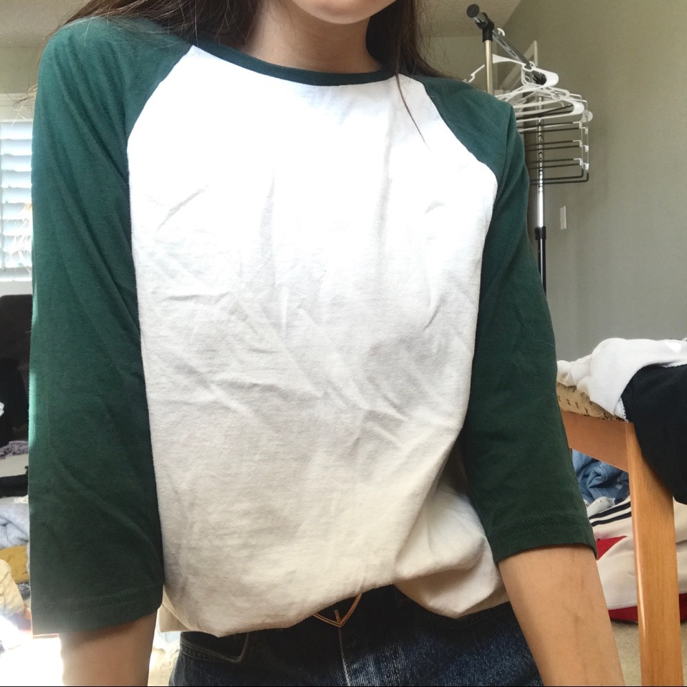 Baseball tee